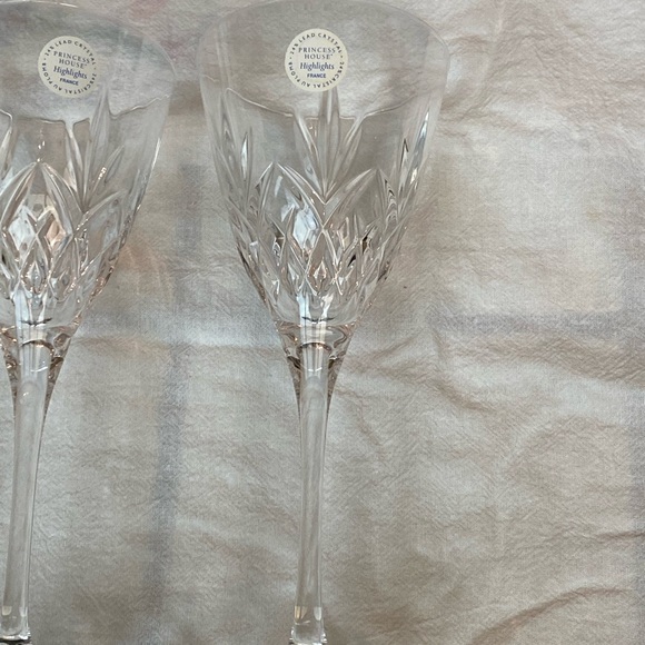 HIGHLIGHTS PRINCESS HOUSE CRYSTAL RED WINE STEMWARE GLASSES BRAND NEW WITH TAGS - Picture 5 of 6
